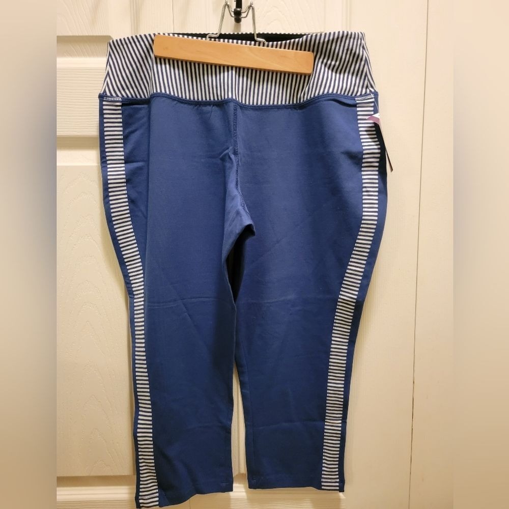 Altantic Workout Capri Size M
